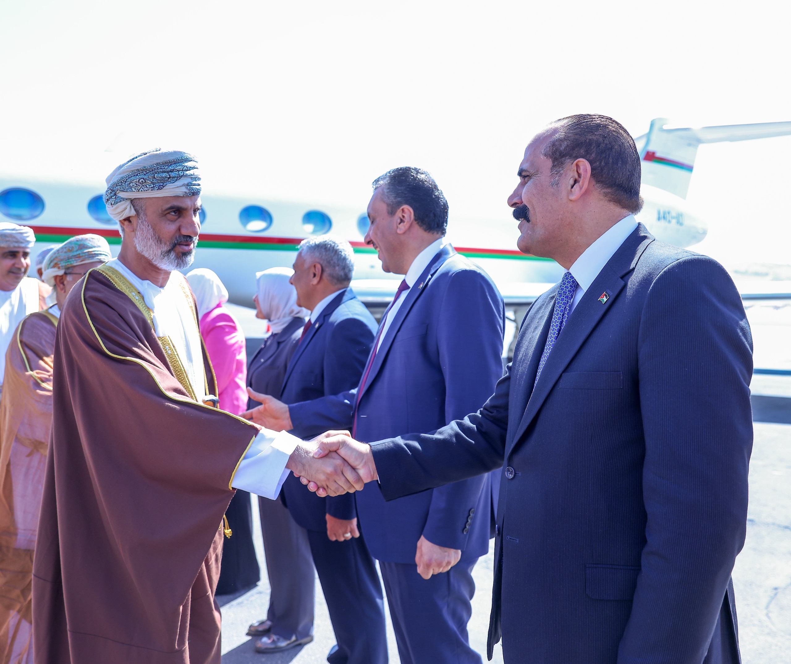 صورة حول : القاضي والمعولي يؤكدان متانة علاقات الأردن وسلطنة عُمان وأهمية تعزيز التعاون البرلماني القاضي والمعولي يؤكدان متانة علاقات الأردن وسلطنة عُمان وأهمية تعزيز التعاون البرلماني