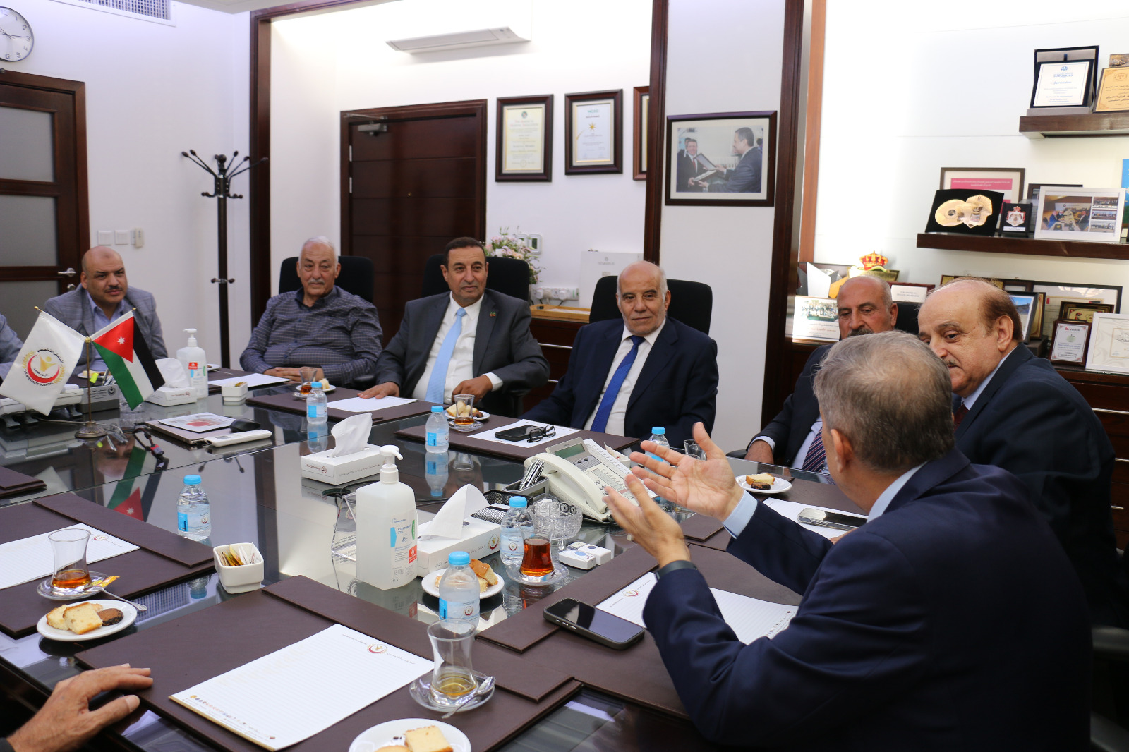 حزب البناء الوطني يلتقي عطوفة الدكتور فوزي الحموري ضمن مبادرة "شكراً"
