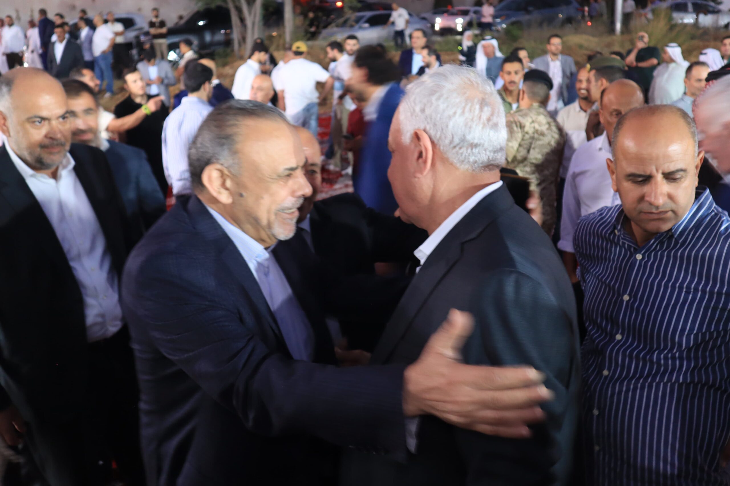 الحنيطي يستقبل التهاني بمناسبة ترفيعه إلى رتبة فريق .. (صور )
