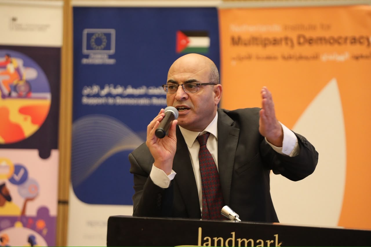 العودات: الحوار بين الكتل الحزبية يعزز فاعلية العمل البرلماني