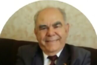 أكرم جروان يُهنئ صديقه علي البرق بالشفاء