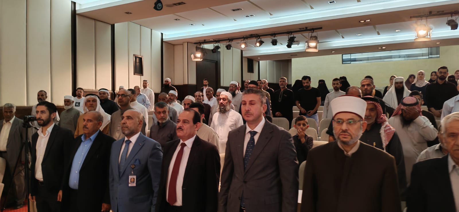 صورة حول : أوقاف المزار الجنوبي تحتفي بالمولد النبوي الشريف وتستحضر سيرة المصطفى وقيمها في بناء المجتمع أوقاف المزار الجنوبي تحتفي بالمولد النبوي الشريف وتستحضر سيرة المصطفى وقيمها في بناء المجتمع