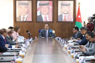 "الإدارية النيابية" تبحث اعتماد القيد المدني في تحديد أحقية التعيين بالقطاع العام