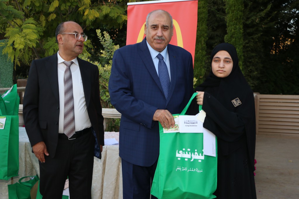 برعاية رئيس مجلس النواب.. بالصور مجلة نفرتيتي تكرم اوائل الثانوية العامة