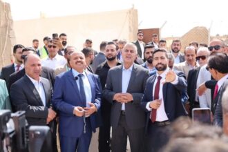 الخرابشة يفتتح مشروعًا للطاقة الشمسية في مصنع «دجاج الخير» بالمفرق