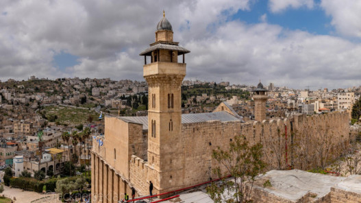 الاحتلال يغلق الحرم الإبراهيمي في الخليل حتى الأربعاء بحجة الأعياد اليهودية