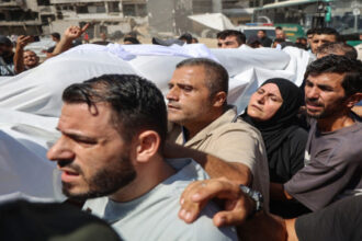 3 فلسطينيين بينهم قيادي في حماس يستشهدون بقصف إسرائيلي على غزة