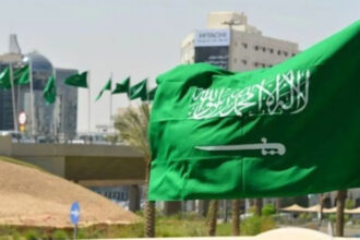 السعودية تدين استهداف الحوثيين مكة بطائرة مسيرة