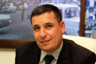 الصحفي العتيق ..حين تصبح الصحافة بقالة