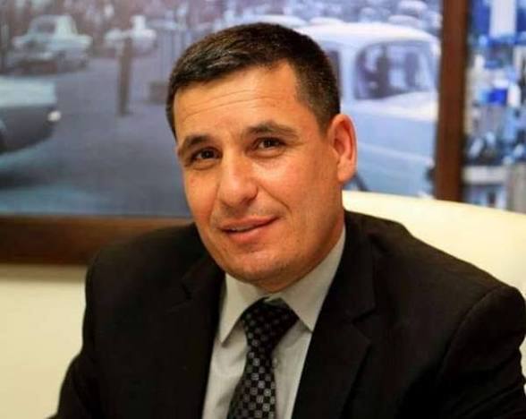 الصحفي العتيق ..حين تصبح الصحافة بقالة