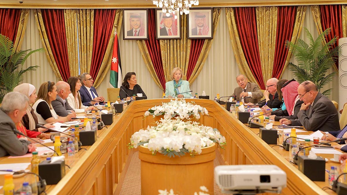صورة حول : "ثقافة الأعيان" تطلع على أدوار منتدى الفكر العربي "ثقافة الأعيان" تطلع على أدوار منتدى الفكر العربي