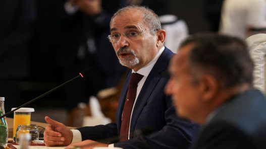 صورة حول : الصفدي يشارك في أعمال الدورة الـ166 لمجلس جامعة الدول العربية بالقاهرة الصفدي يشارك في أعمال الدورة الـ166 لمجلس جامعة الدول العربية بالقاهرة