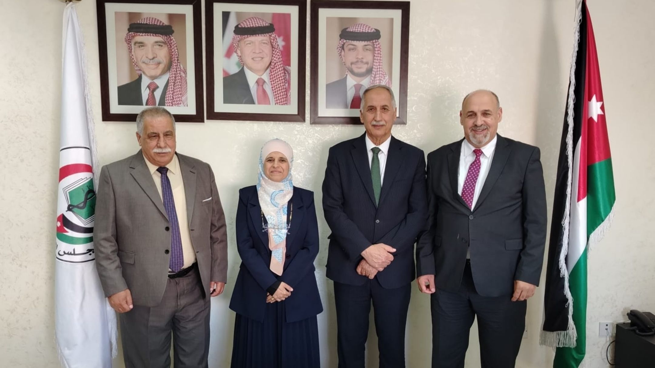 صورة حول : المجلس الطبي الأردني والفلسطيني يبحثان تعزيز التعاون وتبادل الخبرات المجلس الطبي الأردني والفلسطيني يبحثان تعزيز التعاون وتبادل الخبرات