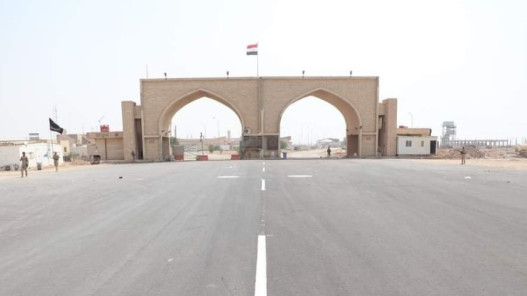 صورة حول : العراق يستأنف حركة المسافرين والتجارة عبر 3 منافذ مع إيران العراق يستأنف حركة المسافرين والتجارة عبر 3 منافذ مع إيران