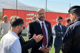 وزارة الشباب وبيتزا القيصر تنهيان إعادة تأهيل ملعب ضرار بن الأزور في دير علا