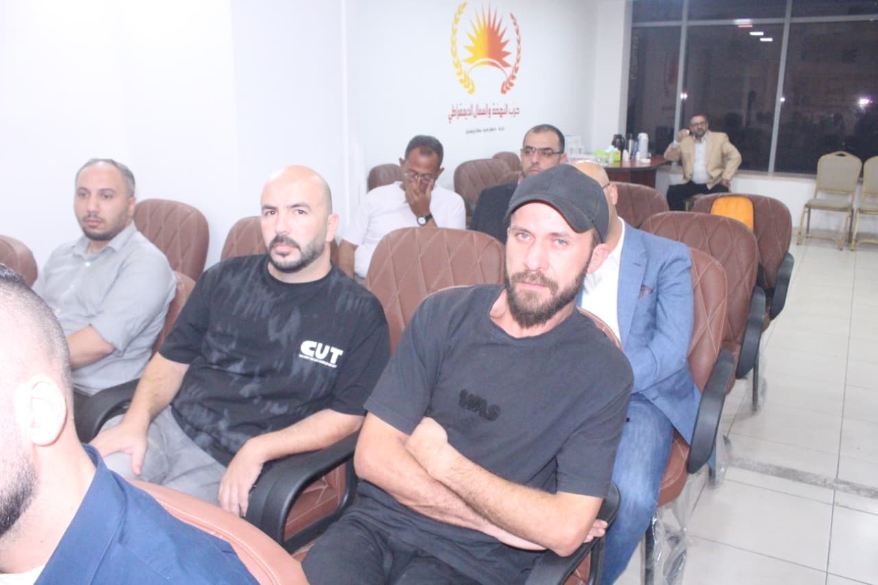 النهضة والعمال الديمقراطي يفتح ملف الحضانة والنفقة: آباء يناشدون لإنصافهم وحماية أبنائهم