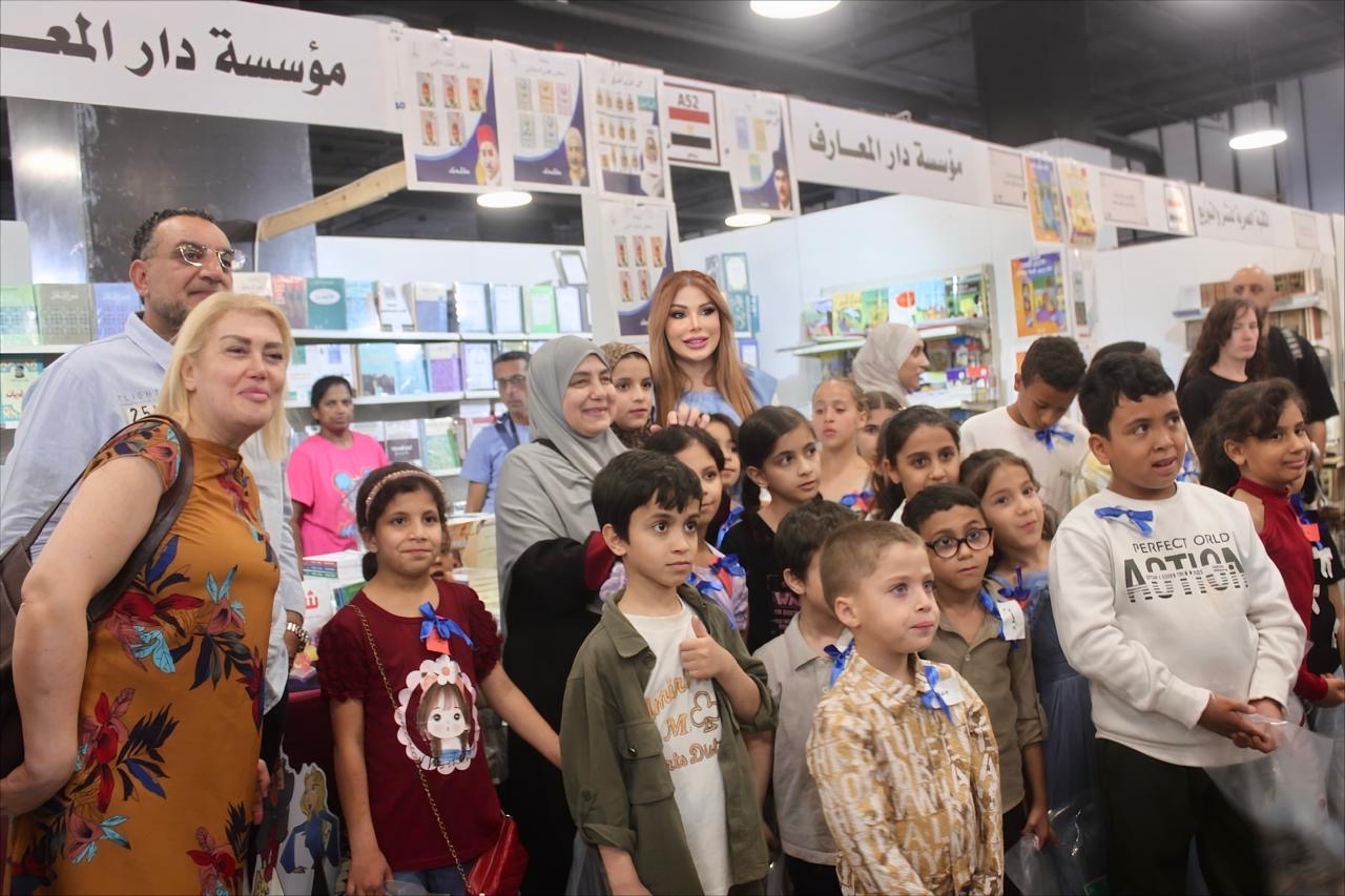 الدكتورة سارة طالب السهيل تحتفي بأدب الطفل وتوقع مجموعتها القصصية في معرض عمان الدولي للكتاب..( صور )
