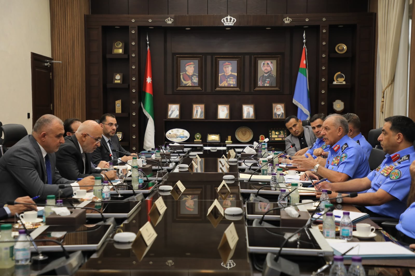 صورة حول : اللواء المعايطة يلتقي رئيس مجلس مفوضي الهيئة المستقلة للانتخاب ويبحثان تطوير التعاون المؤسسي والتنسيق المشترك اللواء المعايطة يلتقي رئيس مجلس مفوضي الهيئة المستقلة للانتخاب ويبحثان تطوير التعاون المؤسسي والتنسيق المشترك