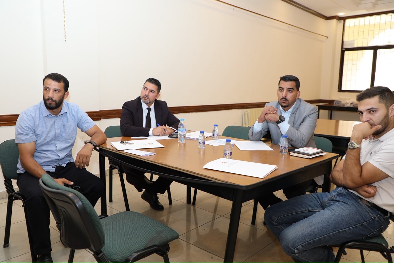 "الشؤون السياسية والبرلمانية" تعقد جلسة حوارية لشباب من الاحزاب في محافظة البلقاء