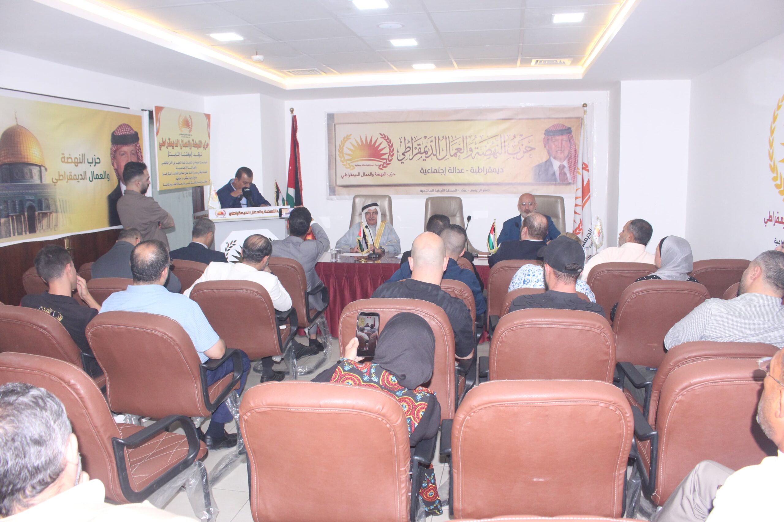 النهضة والعمال الديمقراطي يفتح ملف الحضانة والنفقة: آباء يناشدون لإنصافهم وحماية أبنائهم