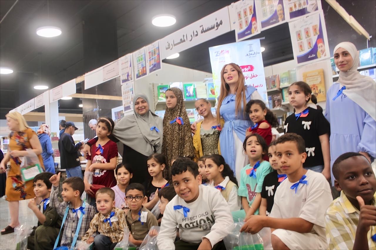 الدكتورة سارة طالب السهيل تحتفي بأدب الطفل وتوقع مجموعتها القصصية في معرض عمان الدولي للكتاب..( صور )