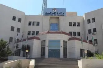 انخفاض المصاريف التشغيلية للوزارات 94 مليون دينار بـ 9 أشهر