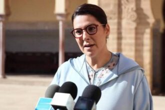 رئيسة الحكومة المغربية تتعهد بتجريم الإثراء غير المشروع ومحاربة الاحتكار وتؤكد أن “القضية الفلسطينية “ثابث وطني