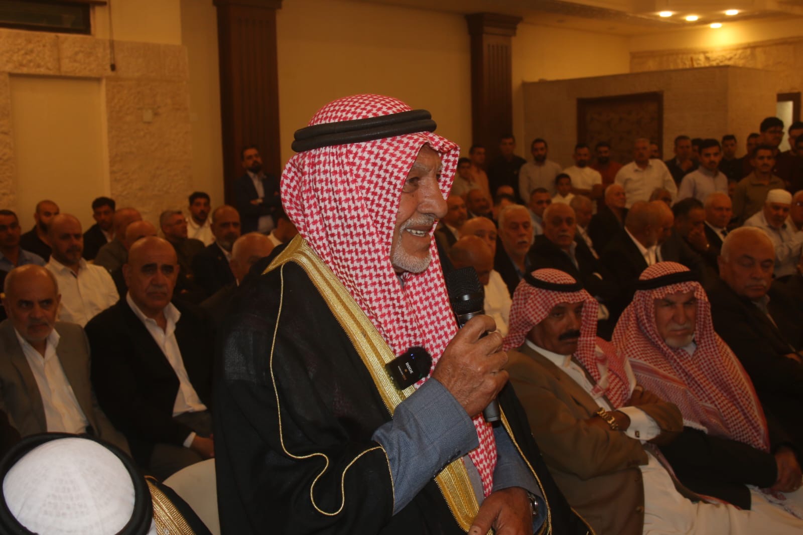 آل الحراسيس وال ابو عواد نسايب .. معالي جمال الصرايرة طلب والشيخ ابو عواد أجاب بطلب