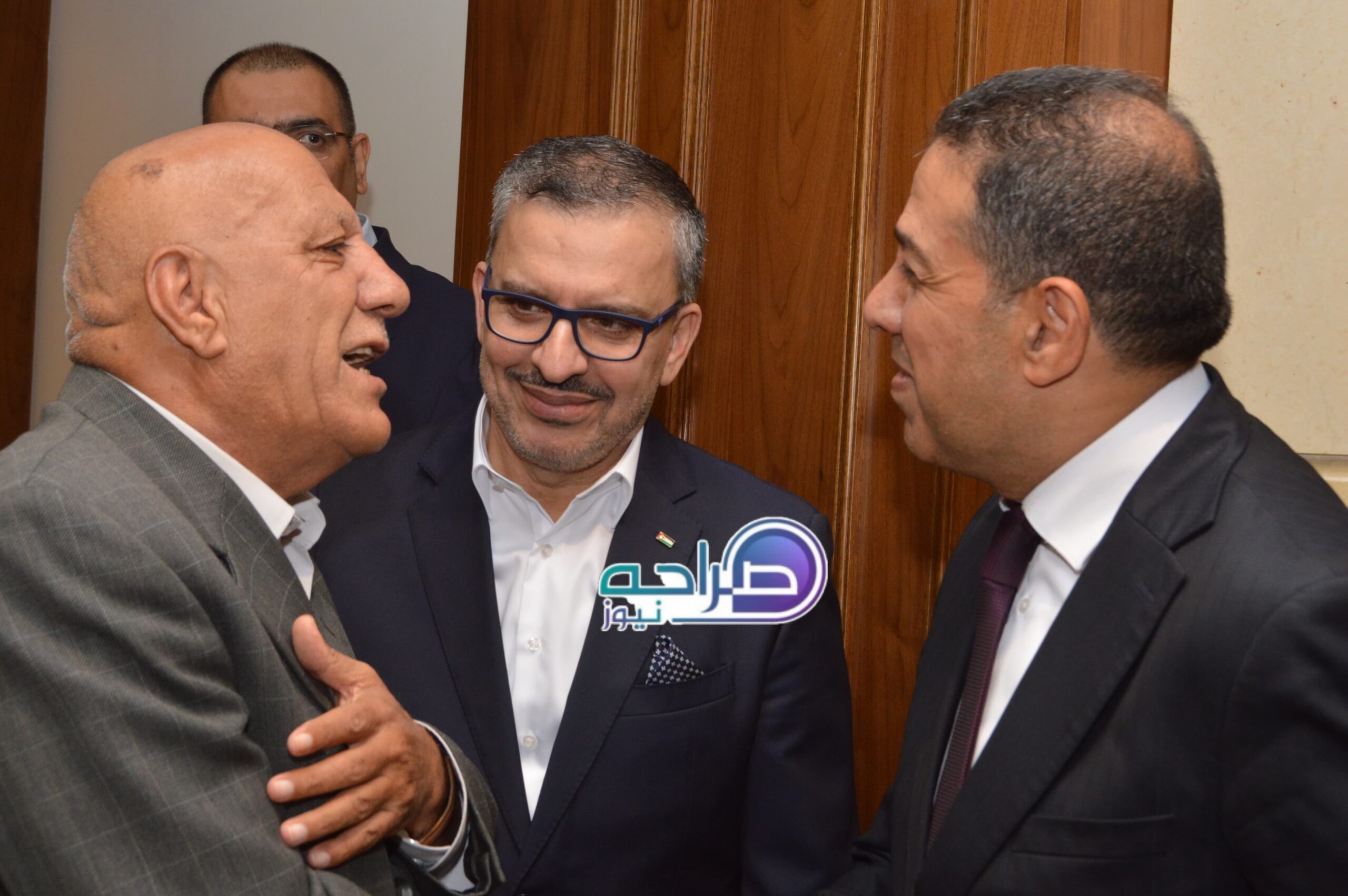 رئيس واعضاء "صناعة عمان" وممثلو القطاعات الصناعية يستقبلون المهنئين