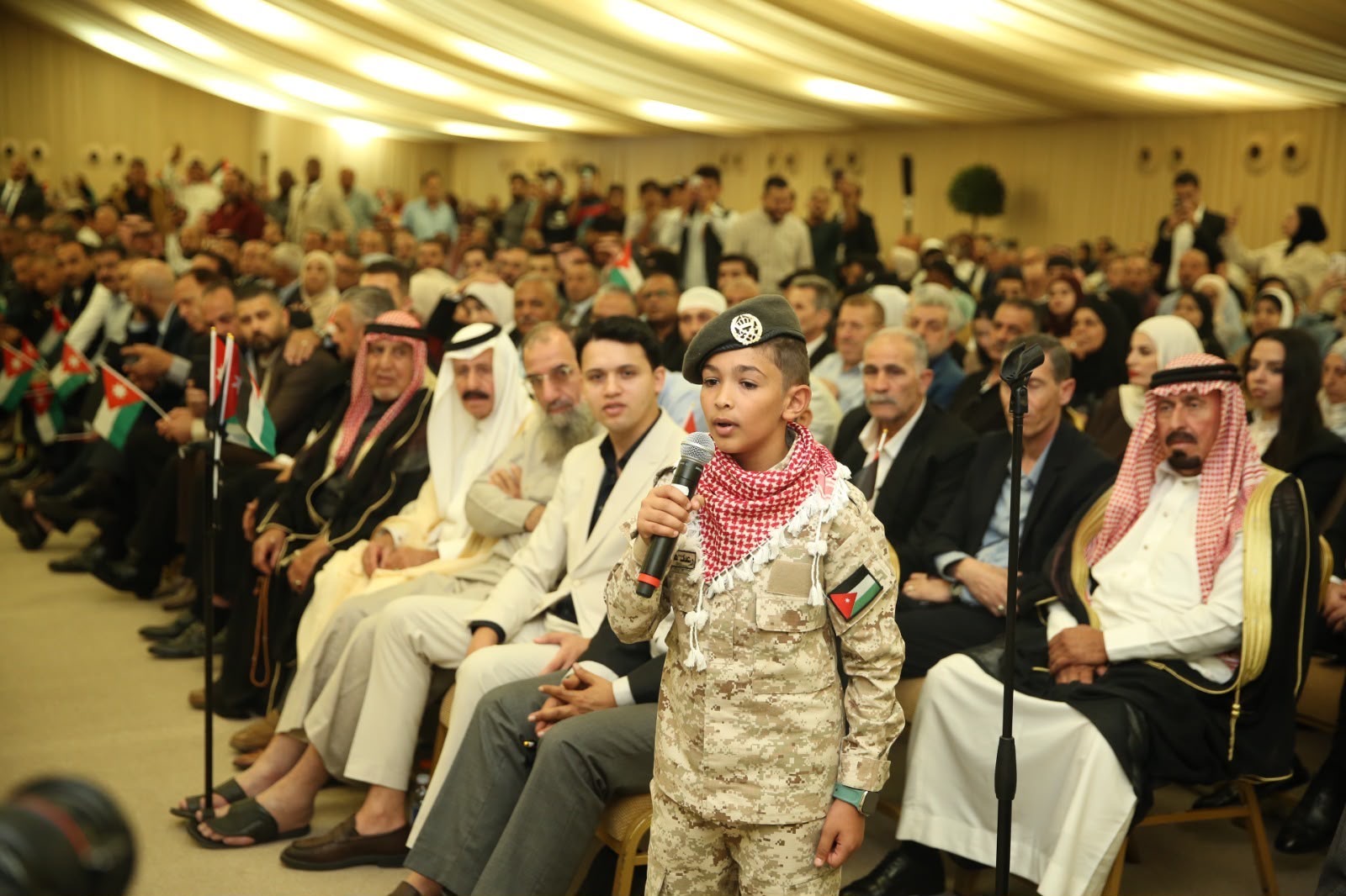العيسوي: الأردن بقيادة الملك يحمي مصالحه ولا يتهاون في حقوقه ويمضي بمسيرة التحديث