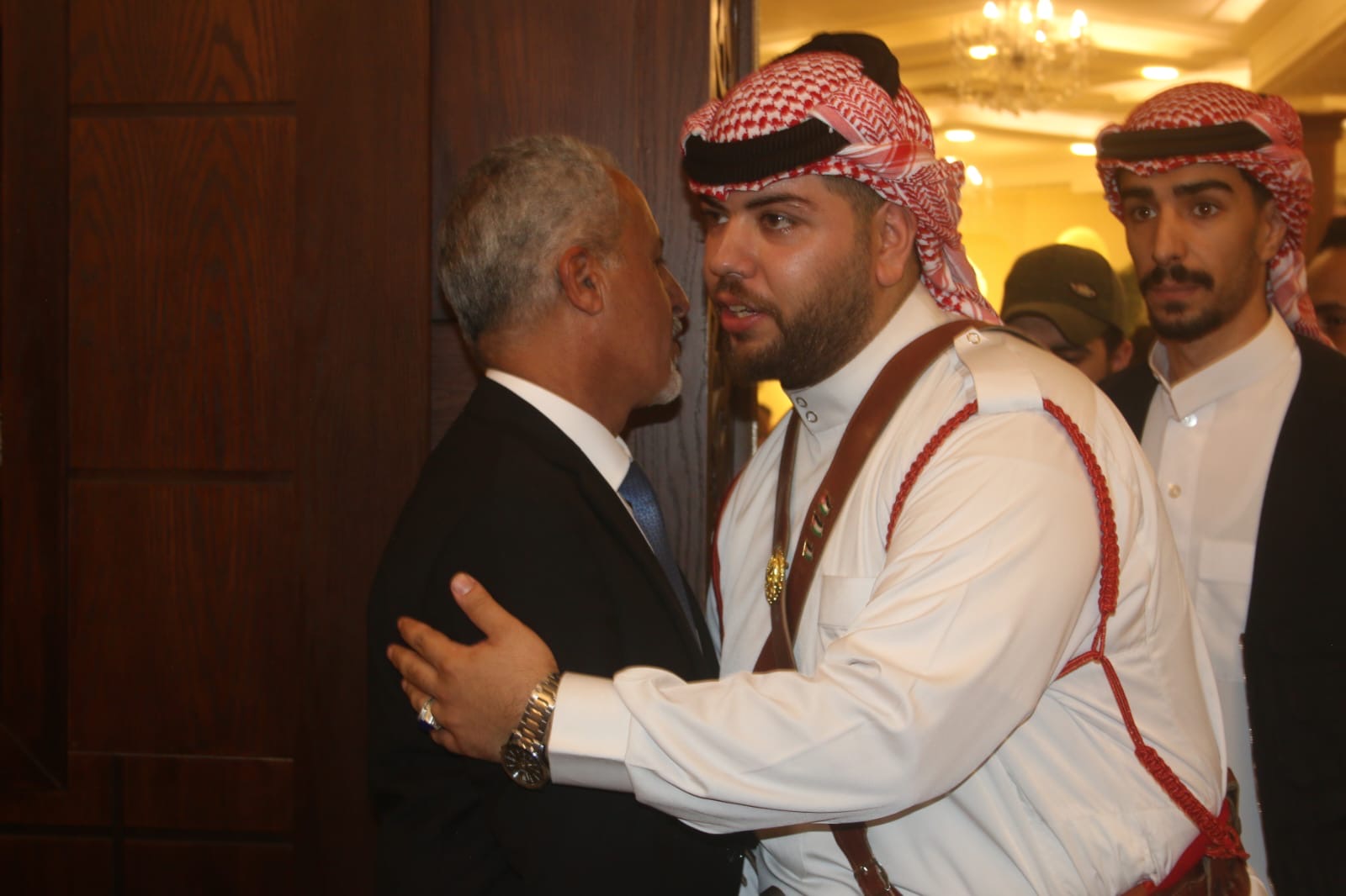 آل الحراسيس وال ابو عواد نسايب .. معالي جمال الصرايرة طلب والشيخ ابو عواد أجاب بطلب