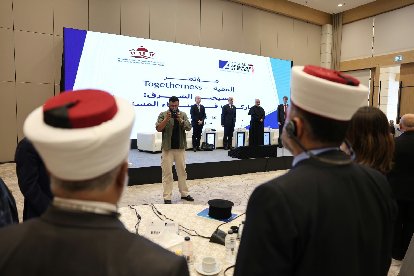 اختتام مؤتمر "مسيحيو الشرق" في عمان