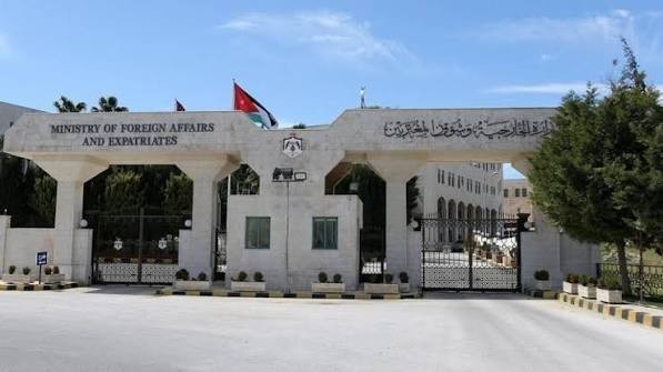صورة حول : الأردن يعزي بضحايا انهيار سقف مدرسة بالباكستان الأردن يعزي بضحايا انهيار سقف مدرسة بالباكستان