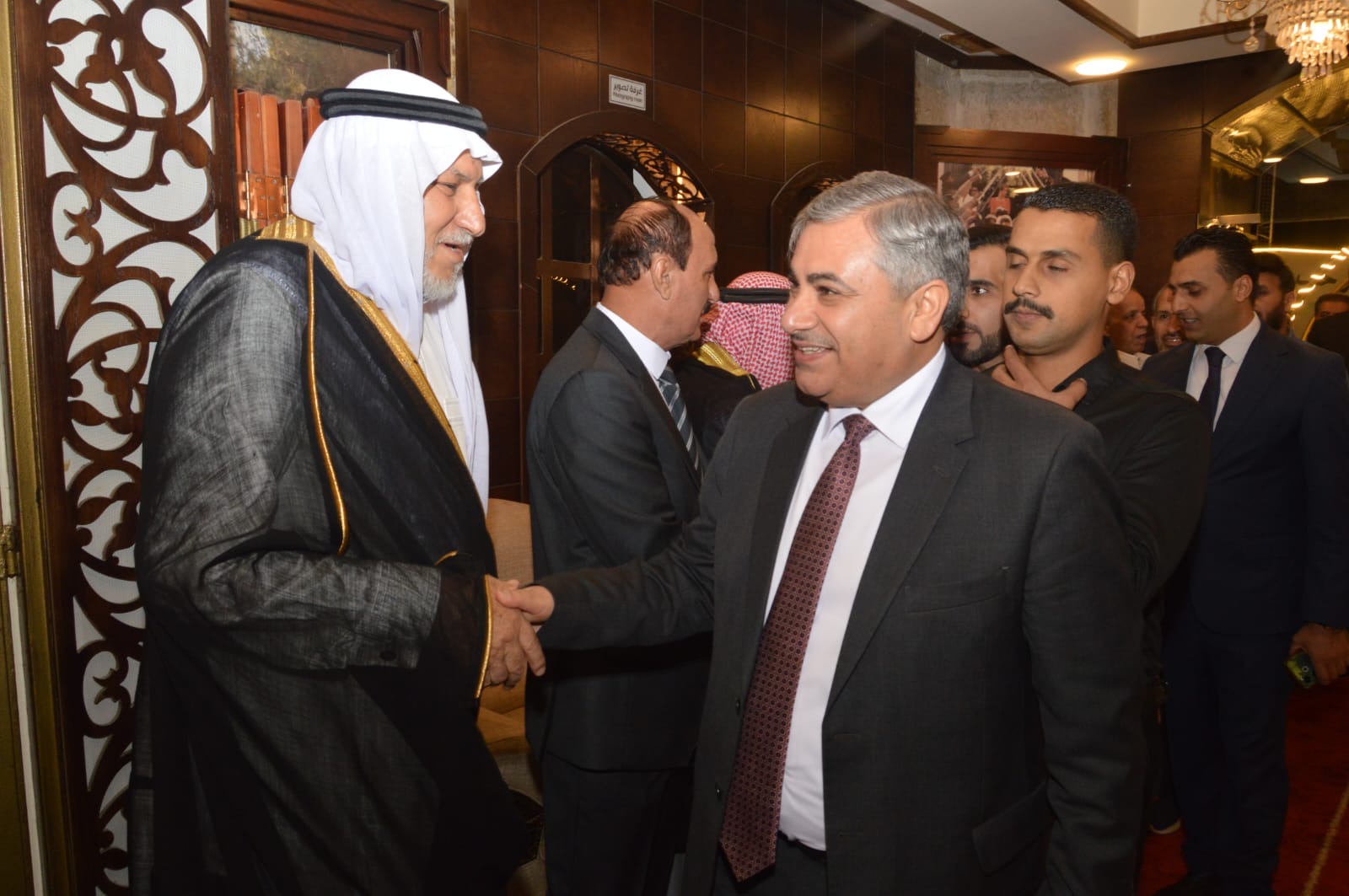 آل الحراسيس وال ابو عواد نسايب .. معالي جمال الصرايرة طلب والشيخ ابو عواد أجاب بطلب