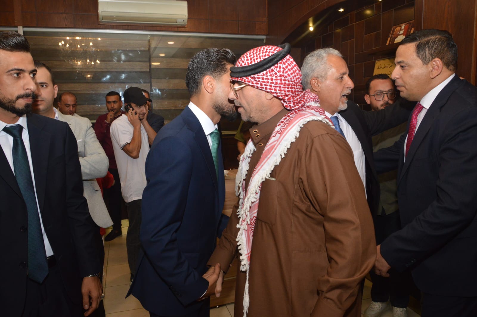 آل الحراسيس وال ابو عواد نسايب .. معالي جمال الصرايرة طلب والشيخ ابو عواد أجاب بطلب