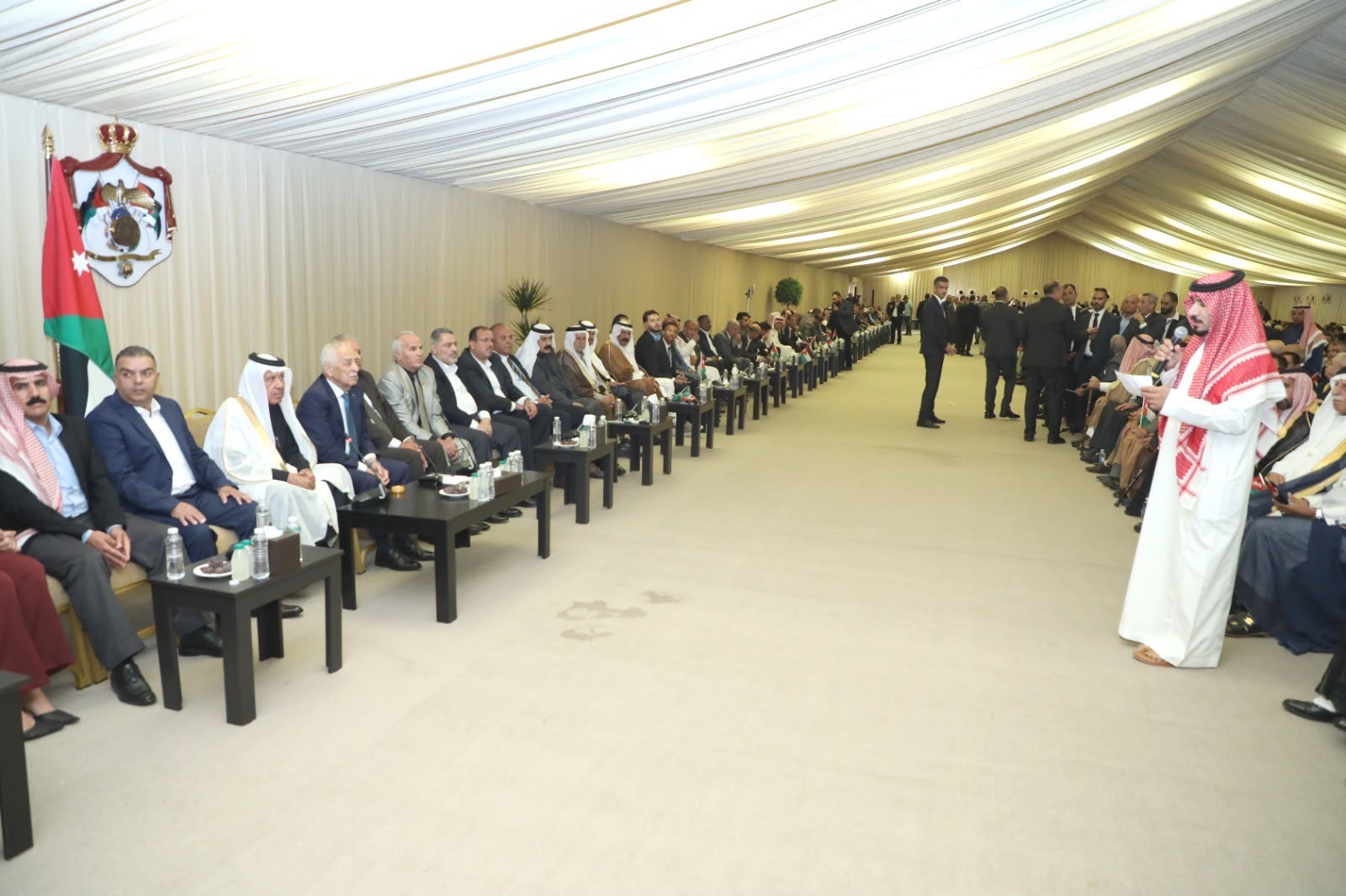 العيسوي: الأردن بقيادة الملك يحمي مصالحه ولا يتهاون في حقوقه ويمضي بمسيرة التحديث