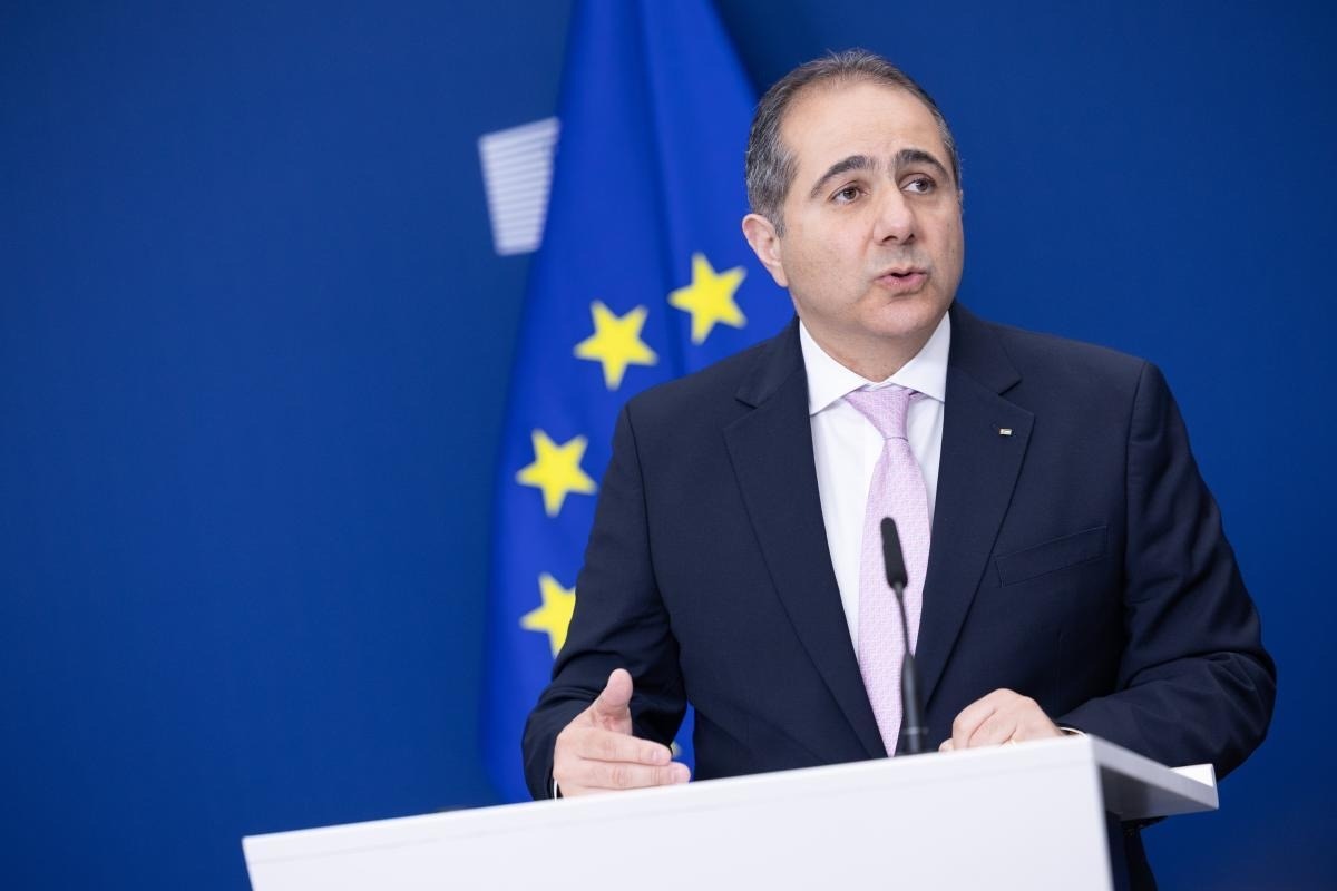 صورة حول : وزير الاستثمار يبحث في بروكسل توسيع الشراكات وتعزيز المشاركة في مؤتمر الاستثمار الأردني–الأوروبي وزير الاستثمار يبحث في بروكسل توسيع الشراكات وتعزيز المشاركة في مؤتمر الاستثمار الأردني–الأوروبي