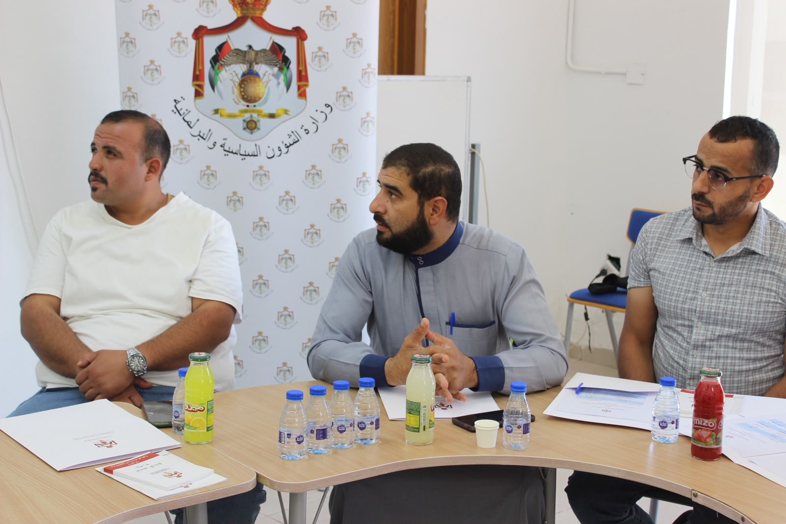 "الشؤون السياسية والبرلمانية" تنفذ حواريتان في الكرك والسلط