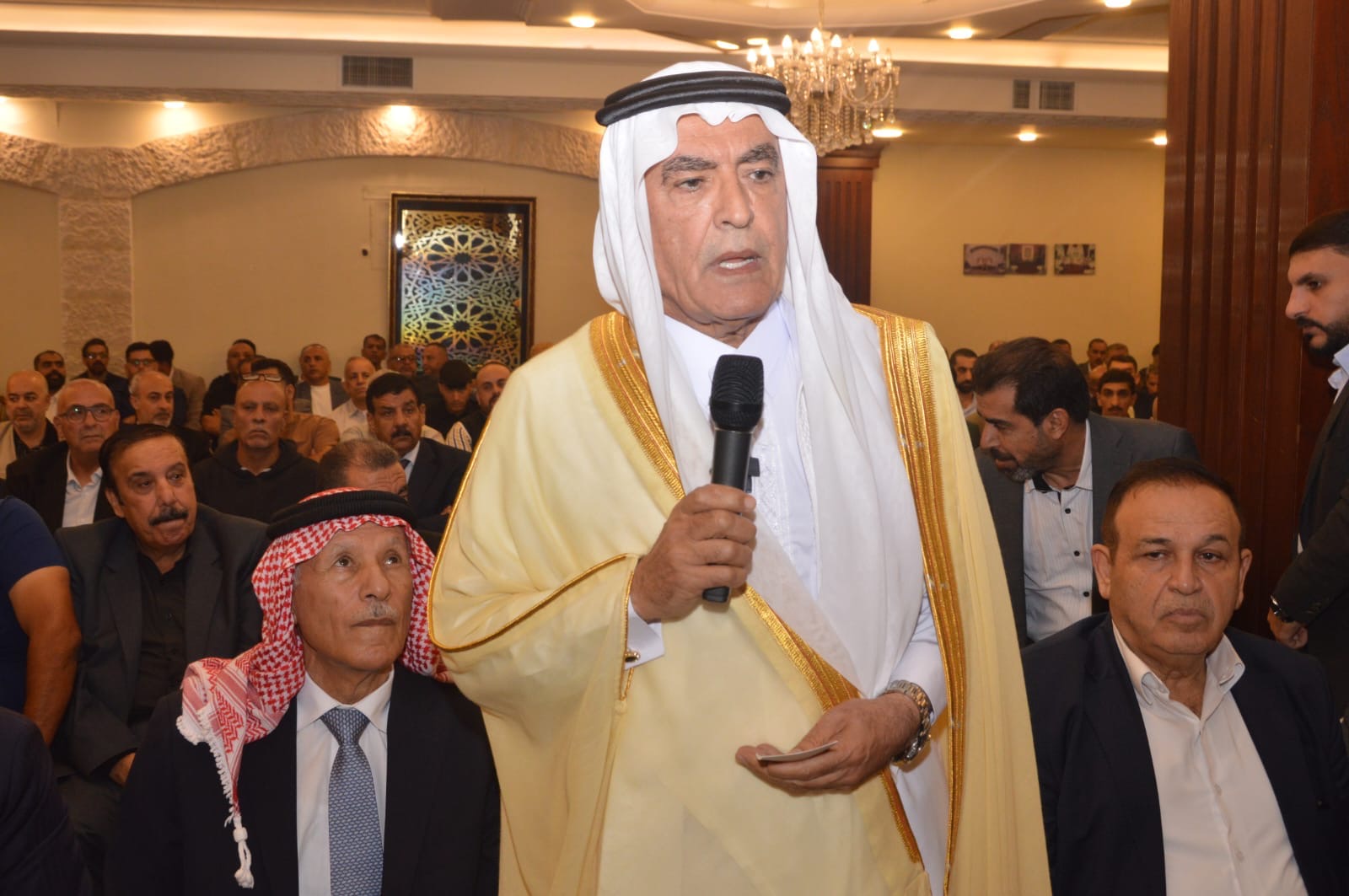 آل الحراسيس وال ابو عواد نسايب .. معالي جمال الصرايرة طلب والشيخ ابو عواد أجاب بطلب