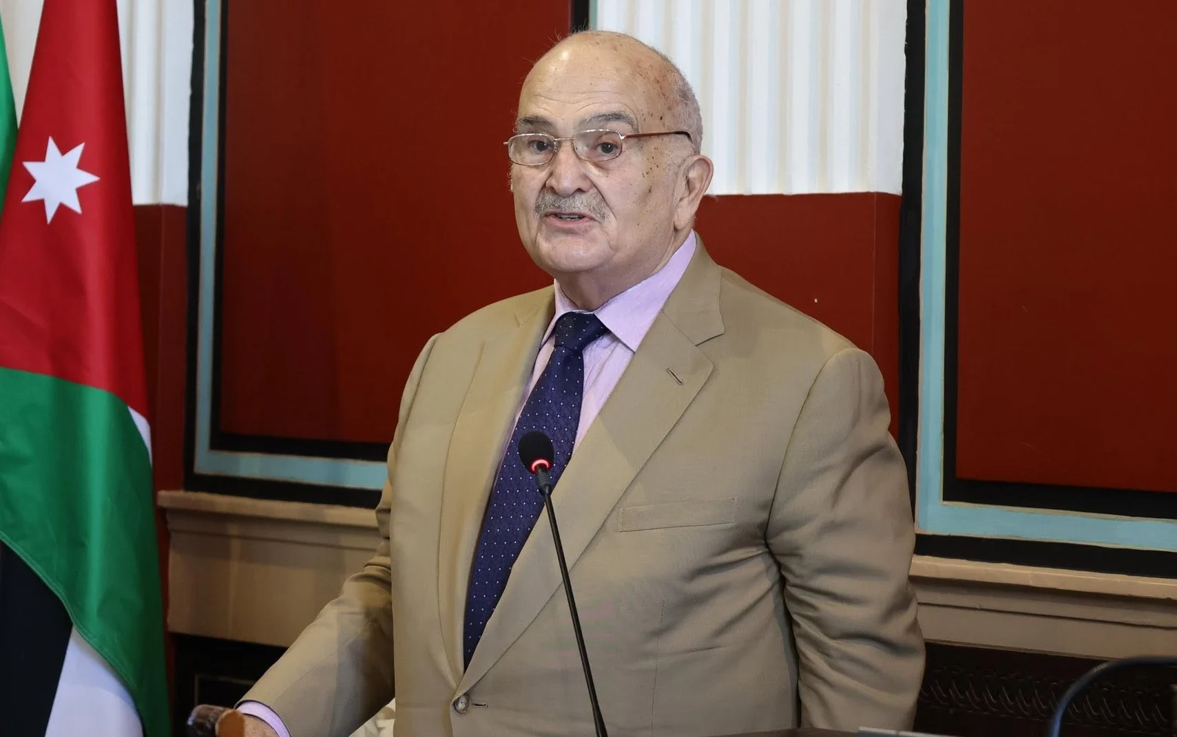 الأمير الحسن: وحدتنا وتماسكنا الوطني أبلغ رد على كل من يحاول النيل من أمن الوطن واستقراره