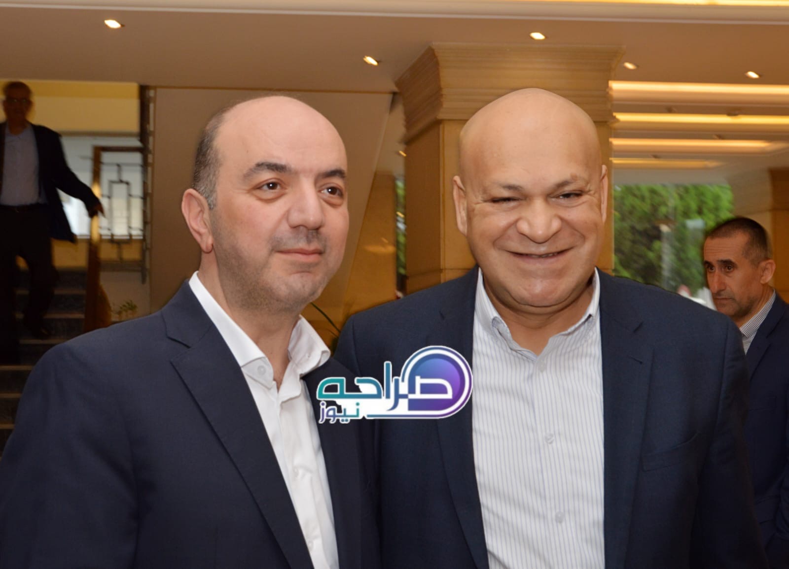 رئيس واعضاء "صناعة عمان" وممثلو القطاعات الصناعية يستقبلون المهنئين