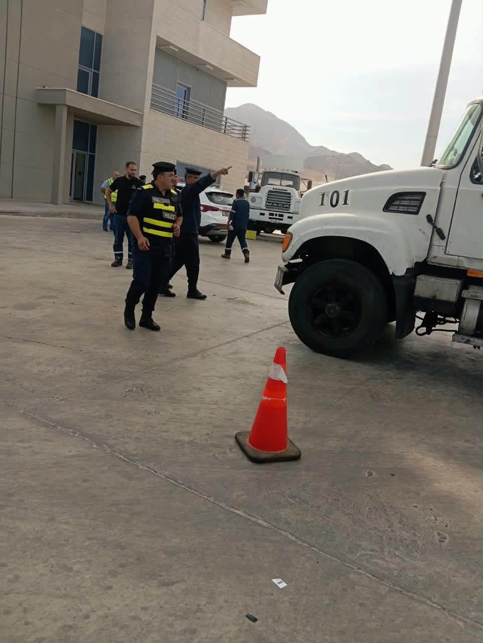 الدوريات الخارجية تفحص أساطيل الشركات في مقارها ضمن حملة شتاء آمن 2026