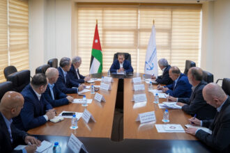 حسان يترأس اجتماعا في شركة العقبة لإدارة وتشغيل الموانئ