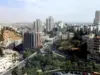 طقس لطيف وفرصة لزخات مطرية اليوم