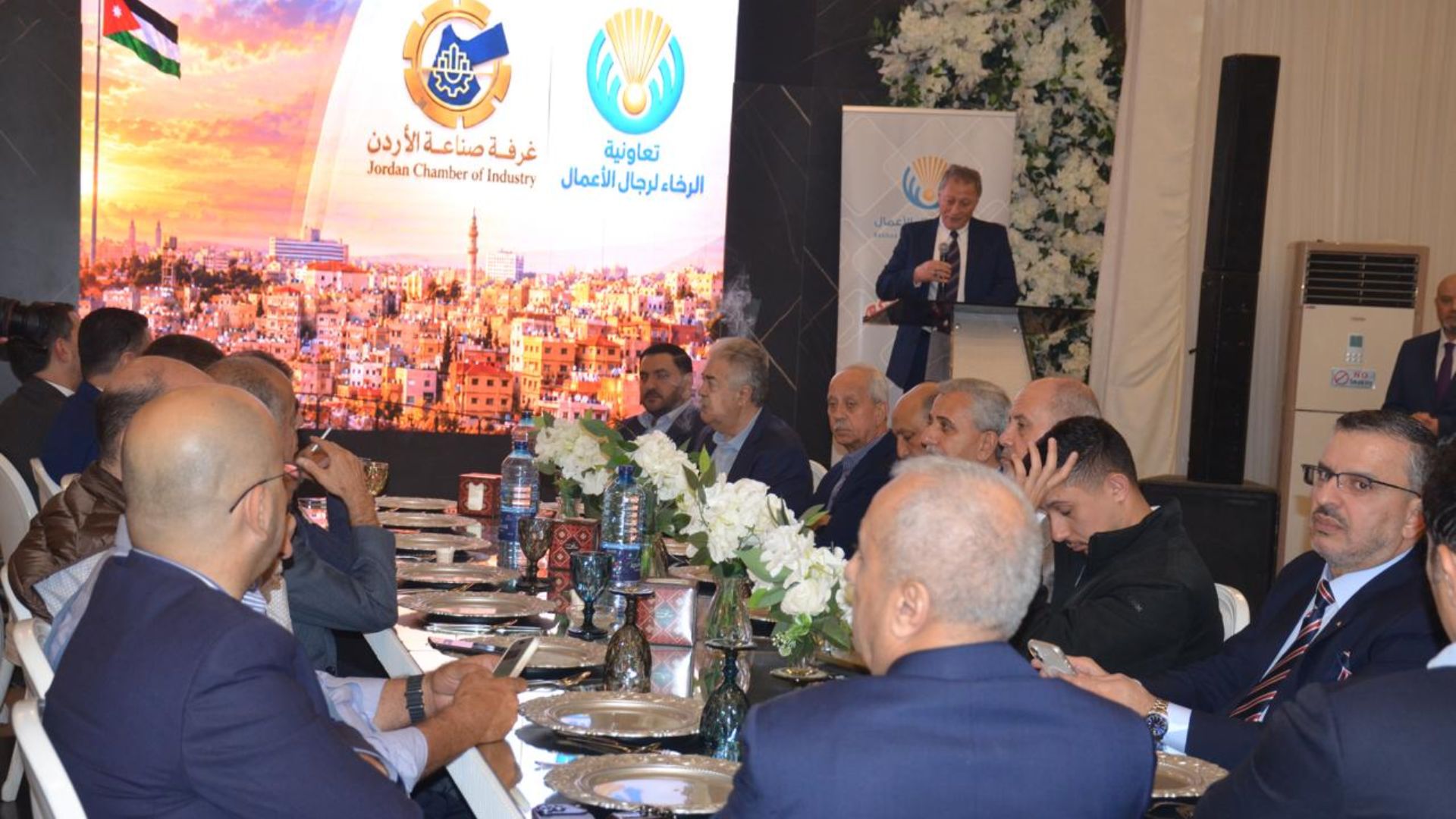 رئيس صناعة الأردن وعمان يؤكد أهمية التشاركية بين القطاعين الصناعي والتجاري