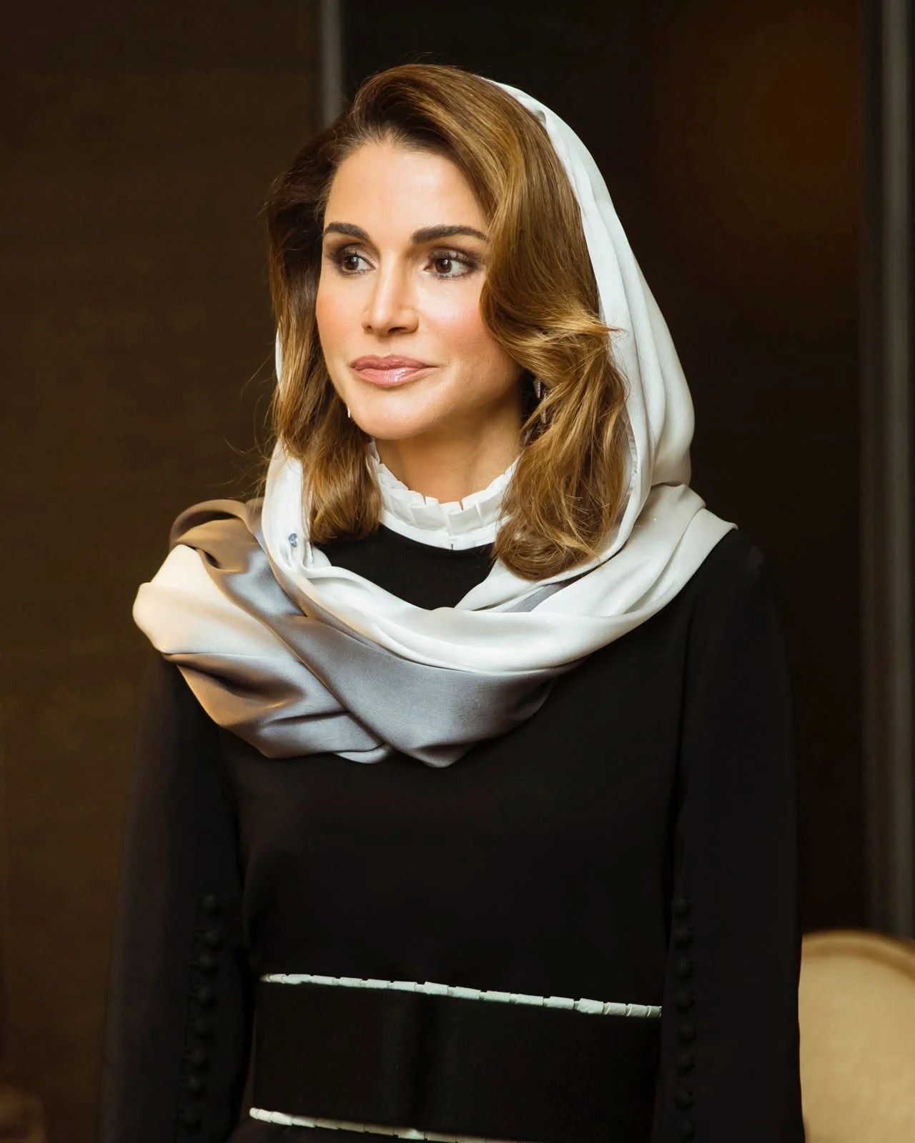 صورة حول : الملكة رانيا: جريمة الكرك أوجعت قلوب الأردنيين الملكة رانيا: جريمة الكرك أوجعت قلوب الأردنيين