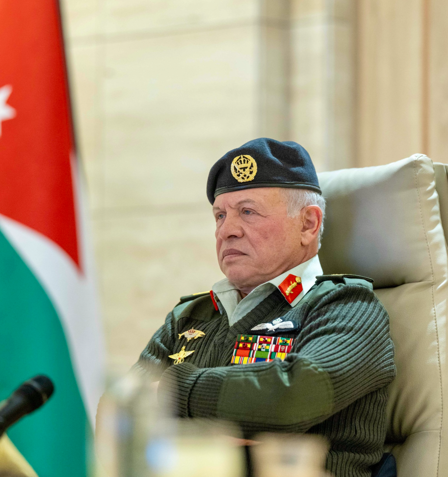 صورة حول : الملك يوجه الأجهزة المعنية بالرد بحزم والضرب بيد من حديد كل من تسول له نفسه العبث بوحدة الأردنيين الملك يوجه الأجهزة المعنية بالرد بحزم والضرب بيد من حديد كل من تسول له نفسه العبث بوحدة الأردنيين
