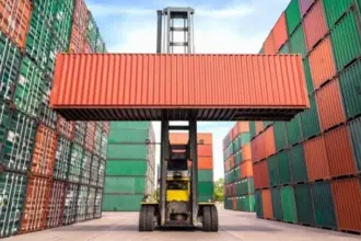 الصادرات الوطنية تتحدى ضغوط الإقليم وعراقيل سلاسل التوريد وتنمو 6%