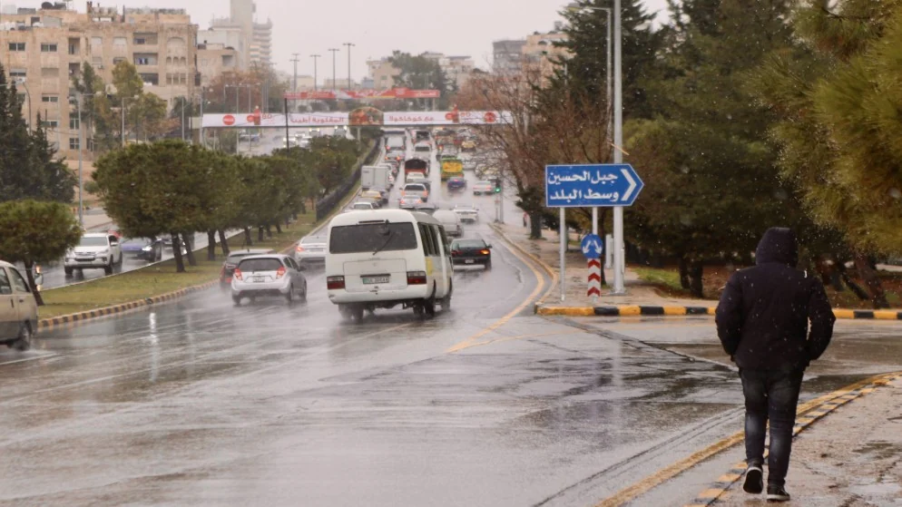 صورة حول : مديرية الأمن العام تجدد تحذيراتها في ظل الأحوال الجوية السائدة مديرية الأمن العام تجدد تحذيراتها في ظل الأحوال الجوية السائدة