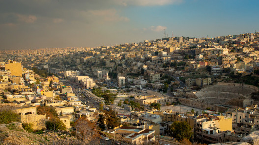 توقعات بموسم مطري جيد في الأردن.. وأمطار متقطعة خلال تشرين الأول